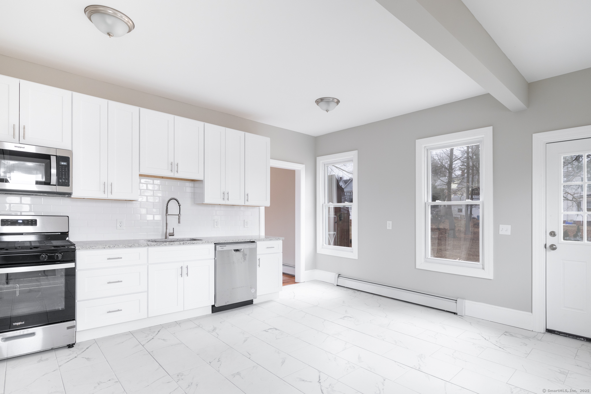 201 New Hanover Avenue, Meriden, Connecticut image 2