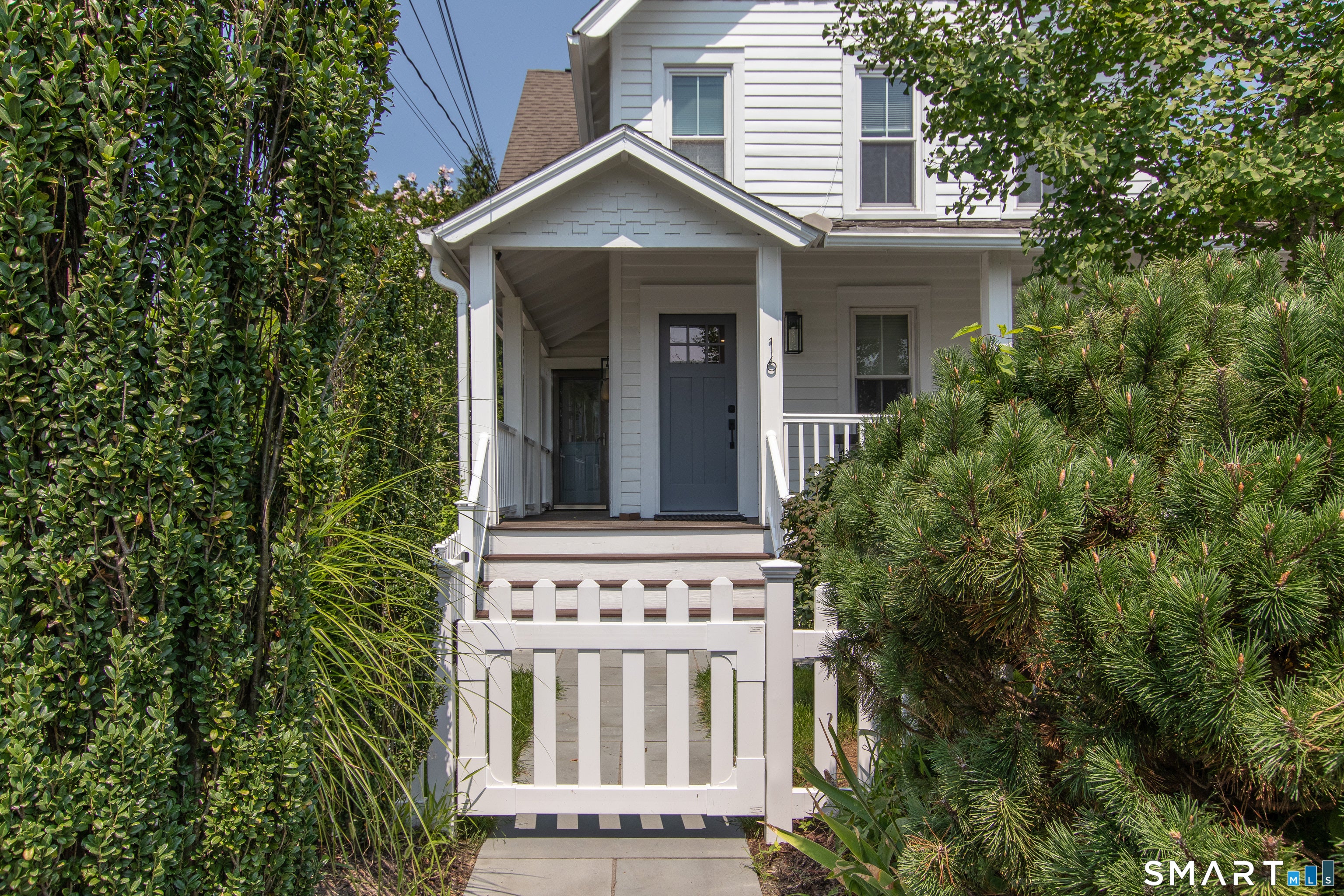 16 Burwell Street