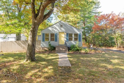 Photo of 1384 West Street, Southington, CT 06489 (MLS # 24144011)
