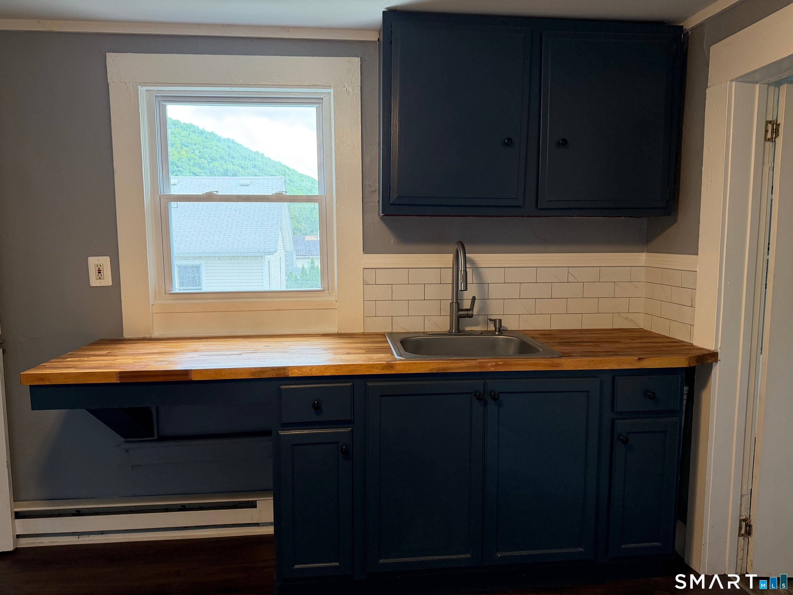 246 Oak Street 2