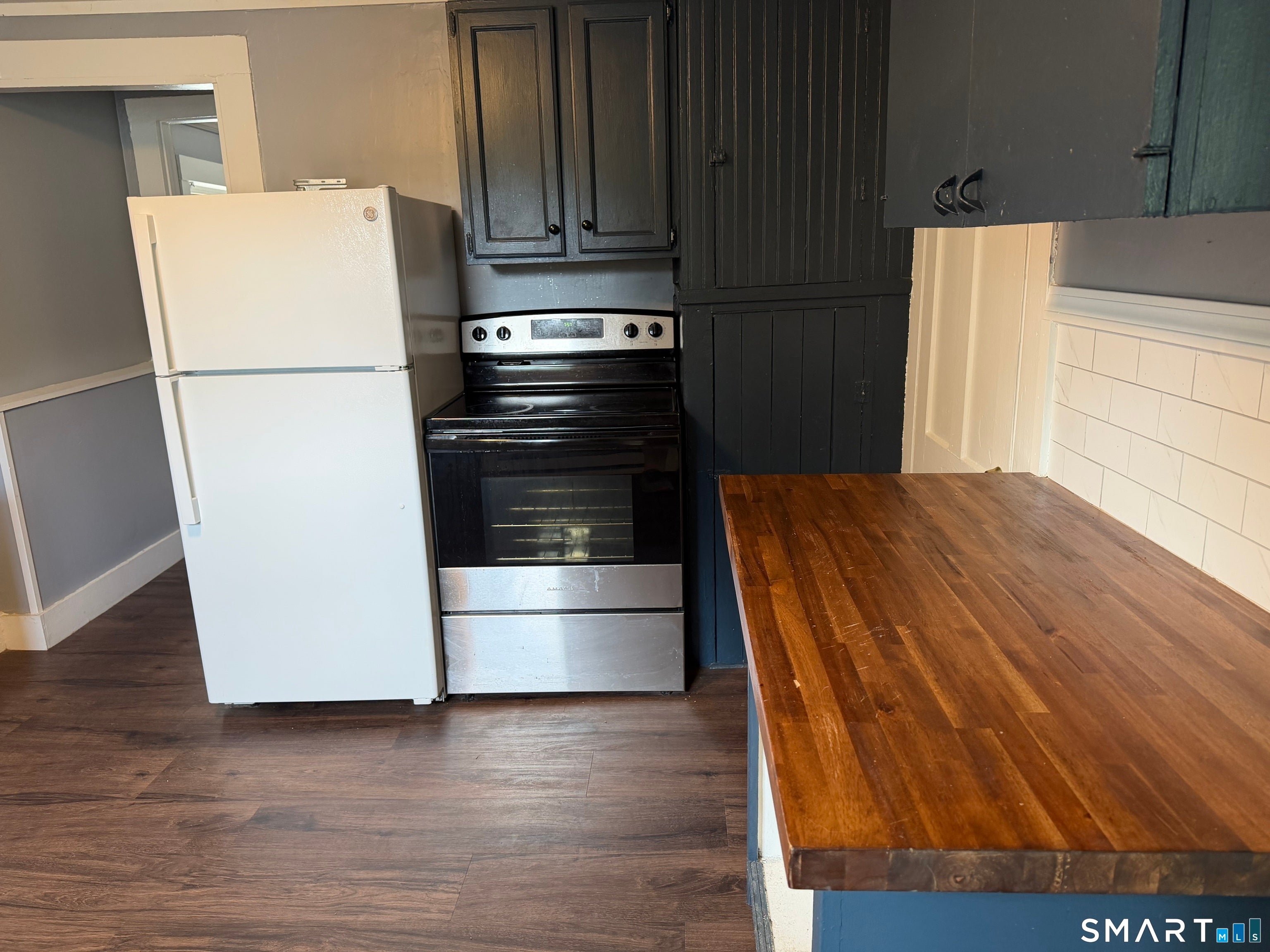 246 Oak Street 2