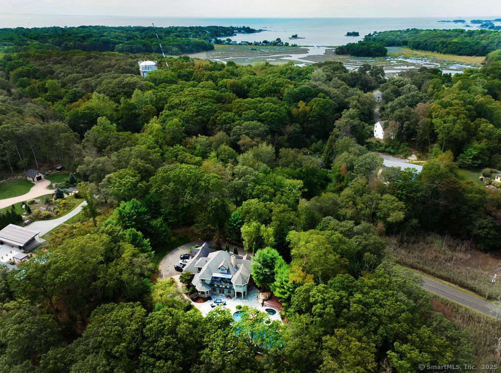 76 Sachem Head Road