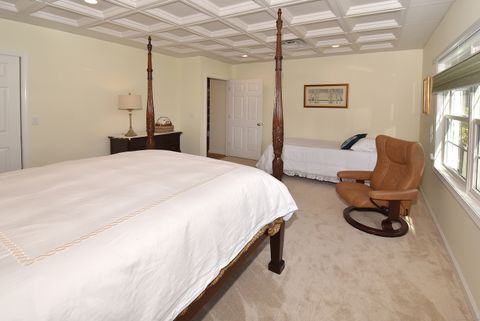 Tiny photo for 4 Lower Heatherwood, Cromwell, CT 06416 (MLS # 24135807)