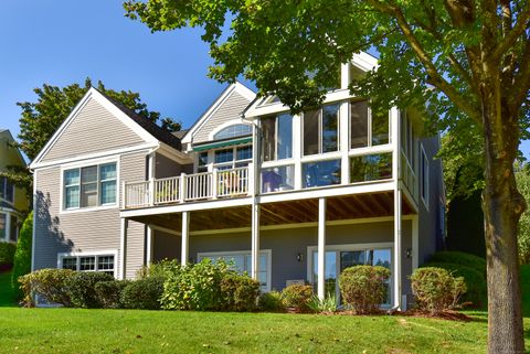 Tiny photo for 4 Lower Heatherwood, Cromwell, CT 06416 (MLS # 24135807)