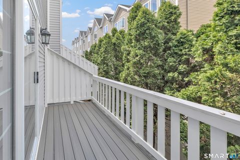 Tiny photo for 2612 North Avenue #F9, Bridgeport, CT 06604 (MLS # 24168302)