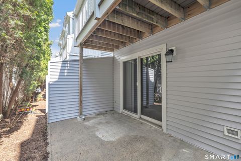 Tiny photo for 2612 North Avenue #F9, Bridgeport, CT 06604 (MLS # 24168302)