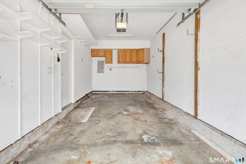 Tiny photo for 2612 North Avenue #F9, Bridgeport, CT 06604 (MLS # 24168302)