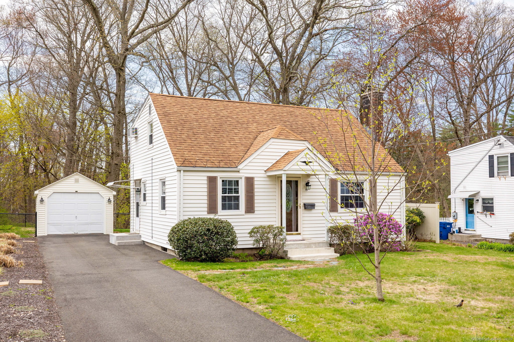 19 Salem Circle, Windsor, Connecticut image 2