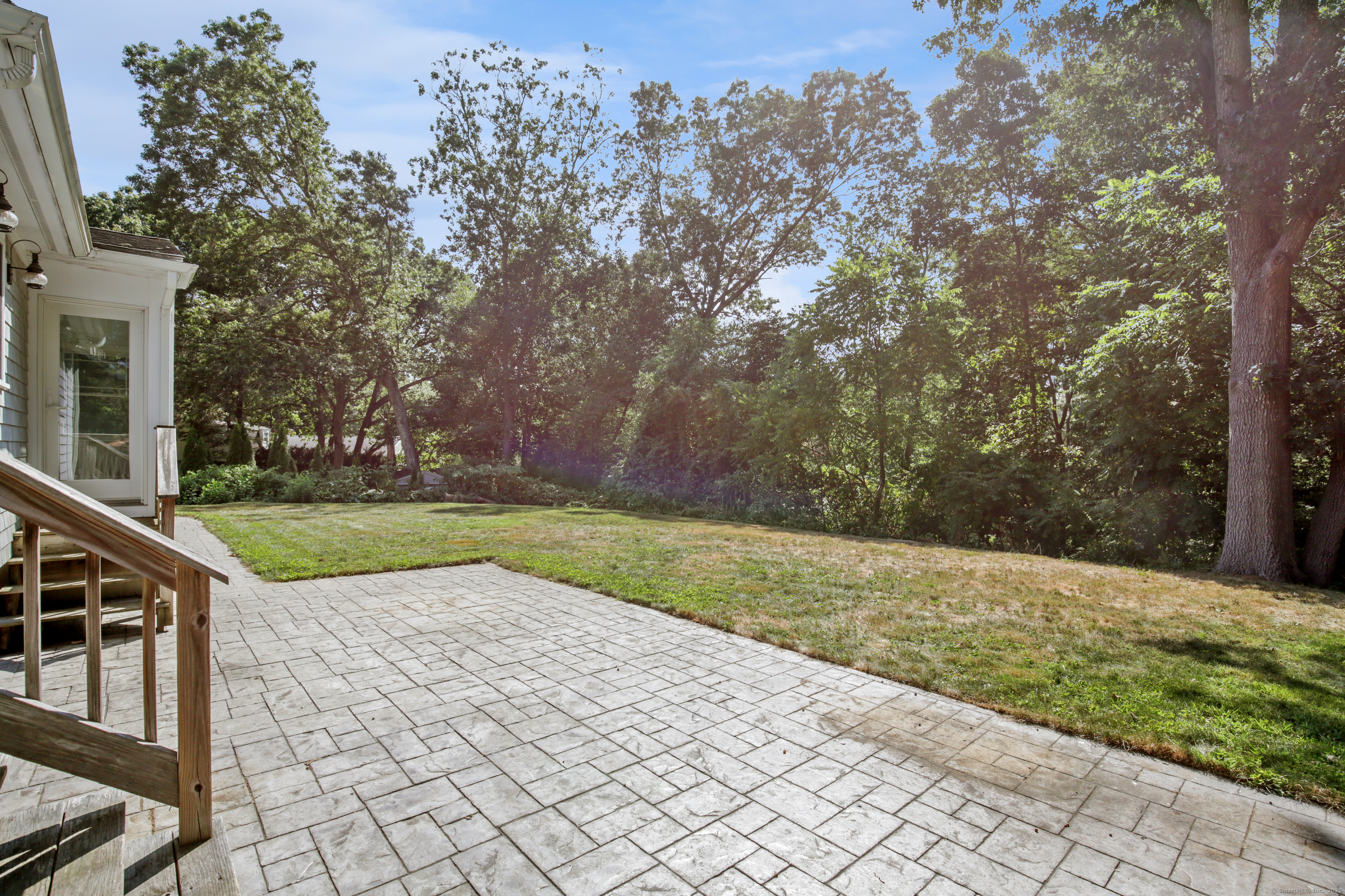 6 Willow Lane