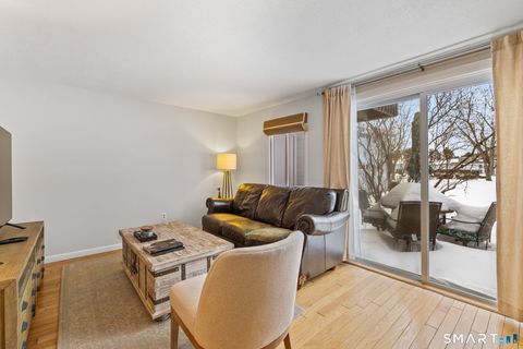 Tiny photo for 85 Cinnamon Springs #85, South Windsor, CT 06074 (MLS # 24151278)