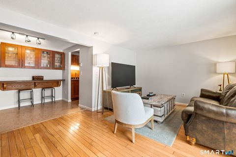 Tiny photo for 85 Cinnamon Springs #85, South Windsor, CT 06074 (MLS # 24151278)