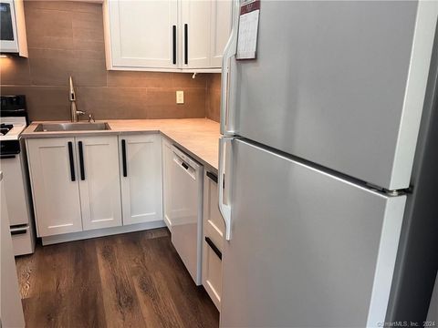 Tiny photo for 60 Olcott Way #60, Ridgefield, CT 06877 (MLS # 24152426)