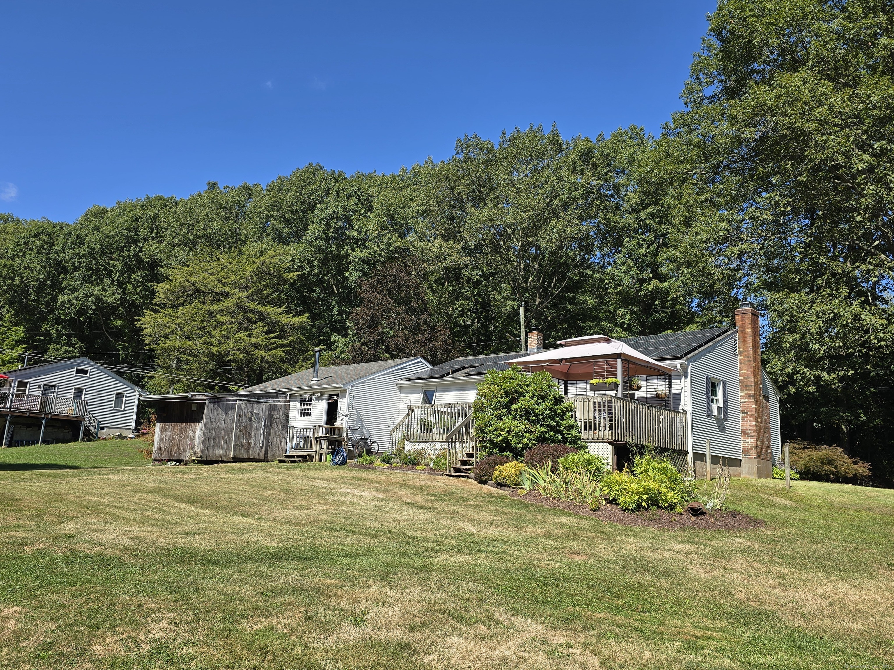 Durham, Connecticut 06422, United States, 4 Bedrooms Bedrooms, ,2 BathroomsBathrooms,Residential,Active,202590