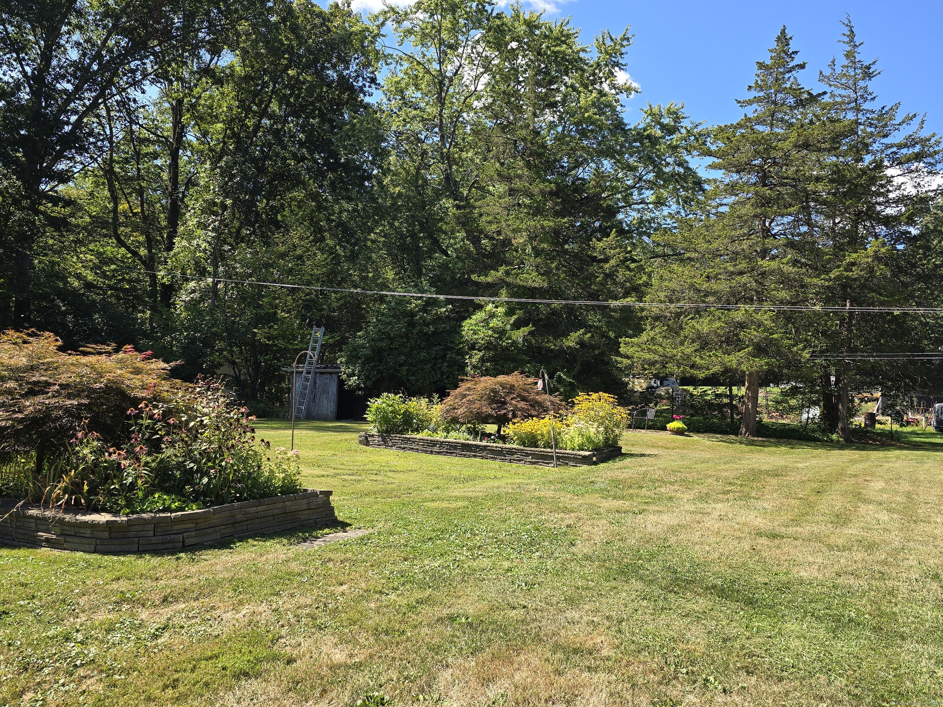 Durham, Connecticut 06422, United States, 4 Bedrooms Bedrooms, ,2 BathroomsBathrooms,Residential,Active,202590