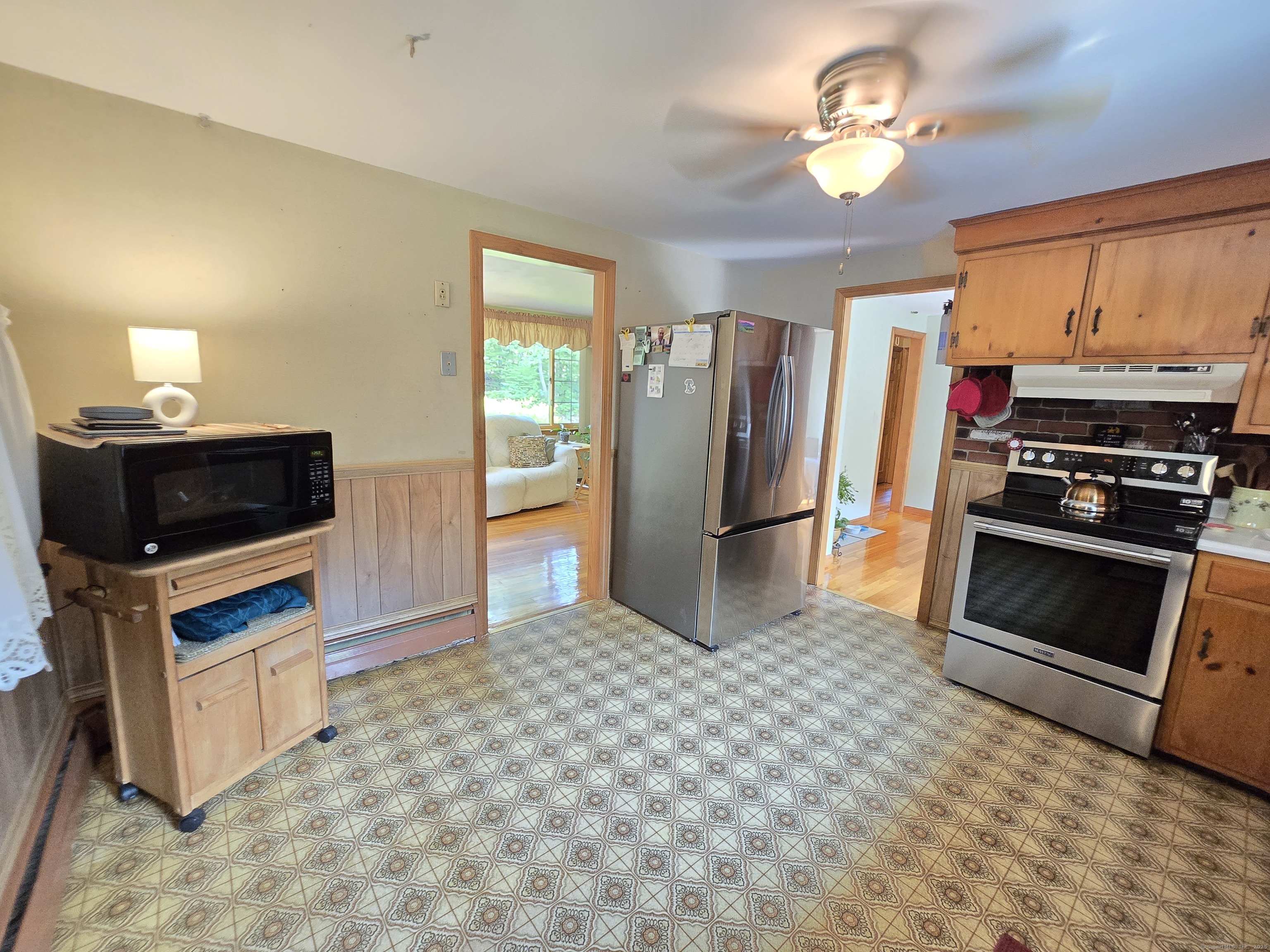 Durham, Connecticut 06422, United States, 4 Bedrooms Bedrooms, ,2 BathroomsBathrooms,Residential,Active,202590