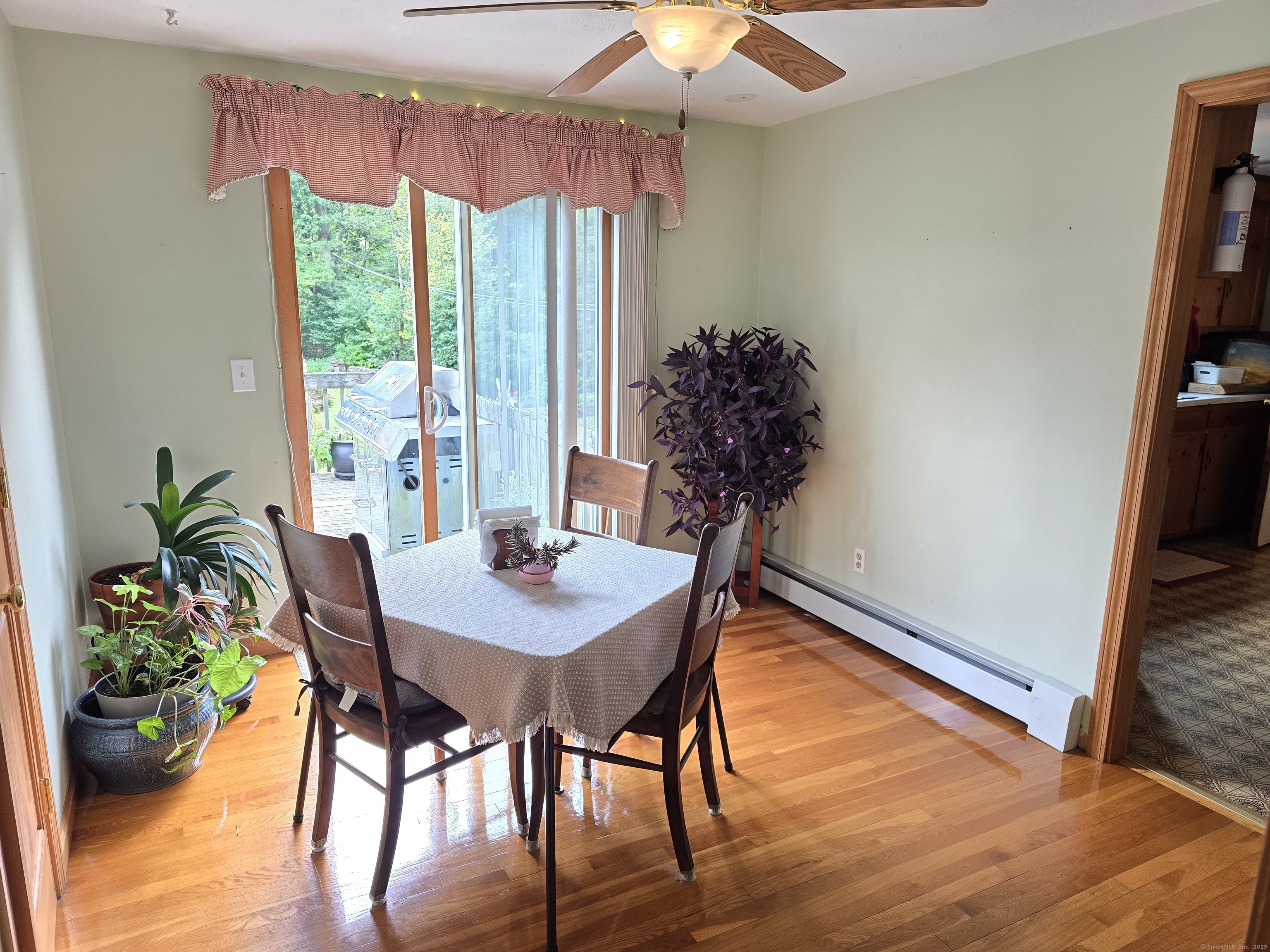 Durham, Connecticut 06422, United States, 4 Bedrooms Bedrooms, ,2 BathroomsBathrooms,Residential,Active,202590