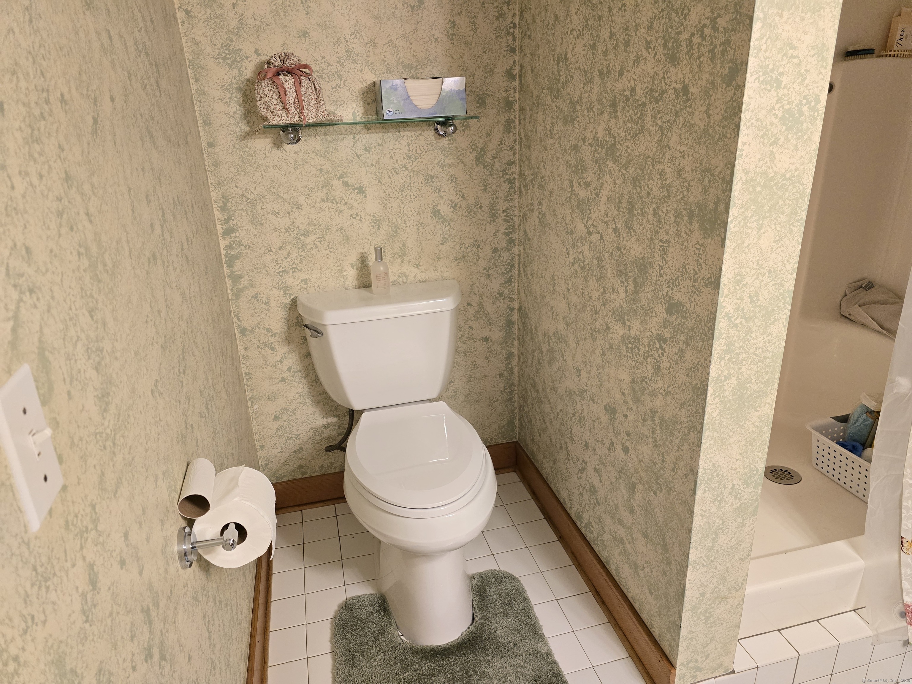 Durham, Connecticut 06422, United States, 4 Bedrooms Bedrooms, ,2 BathroomsBathrooms,Residential,Active,202590