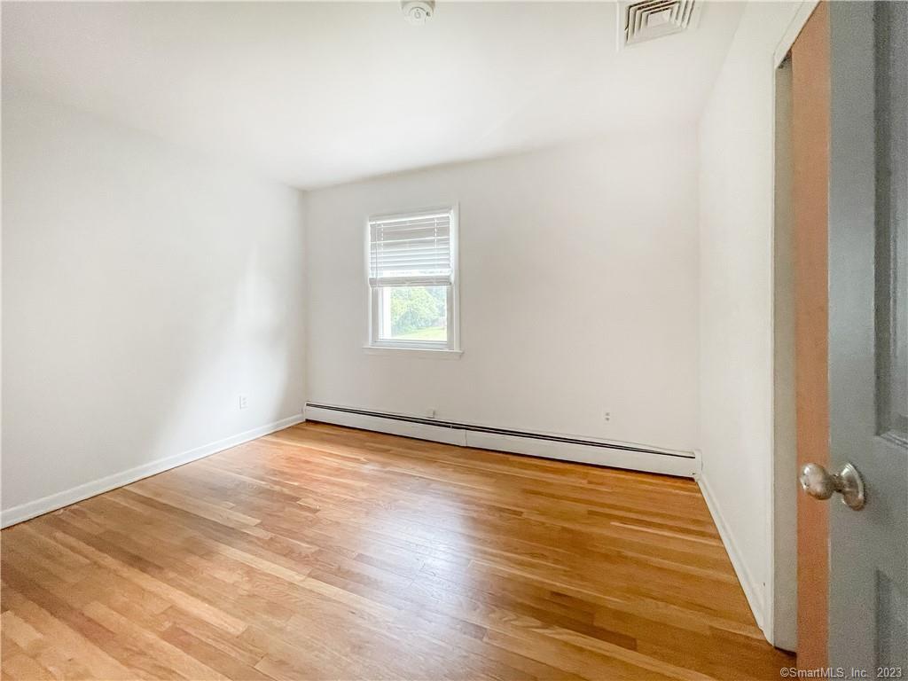4 Robert Lane, Westport, Connecticut image 8