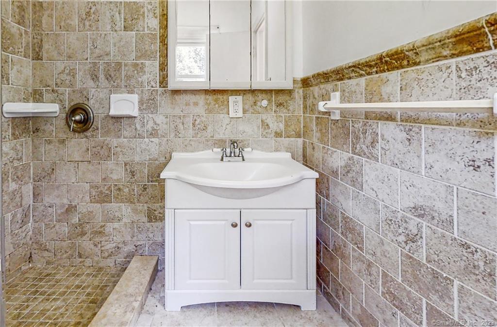 4 Robert Lane, Westport, Connecticut image 10