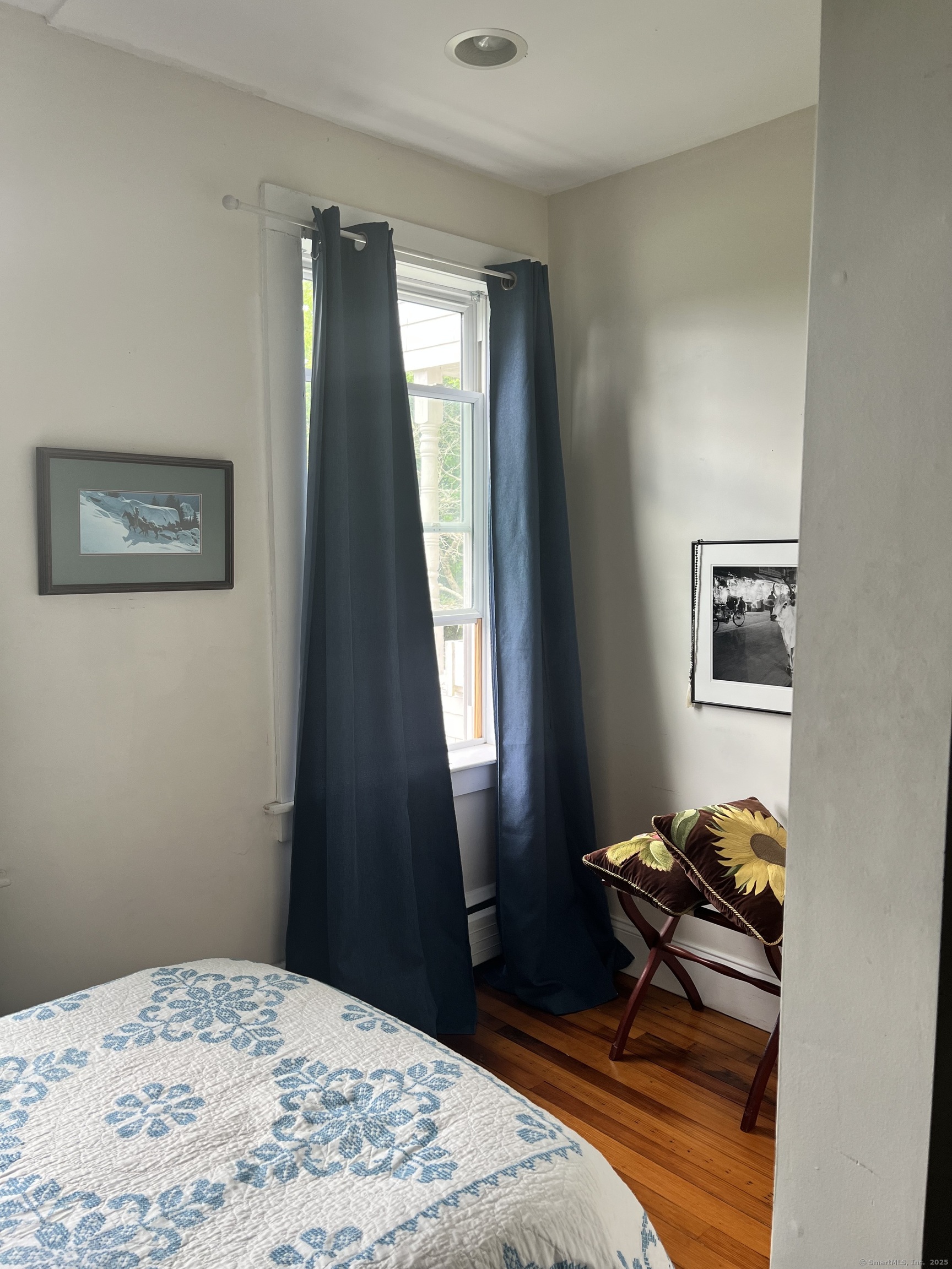 Stonington, Connecticut 06378, United States, 2 Bedrooms Bedrooms, ,2 BathroomsBathrooms,Residential,Pending,137690