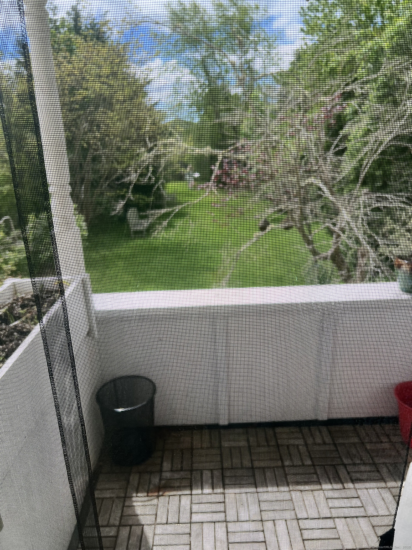 Stonington, Connecticut 06378, United States, 2 Bedrooms Bedrooms, ,2 BathroomsBathrooms,Residential,Pending,137690