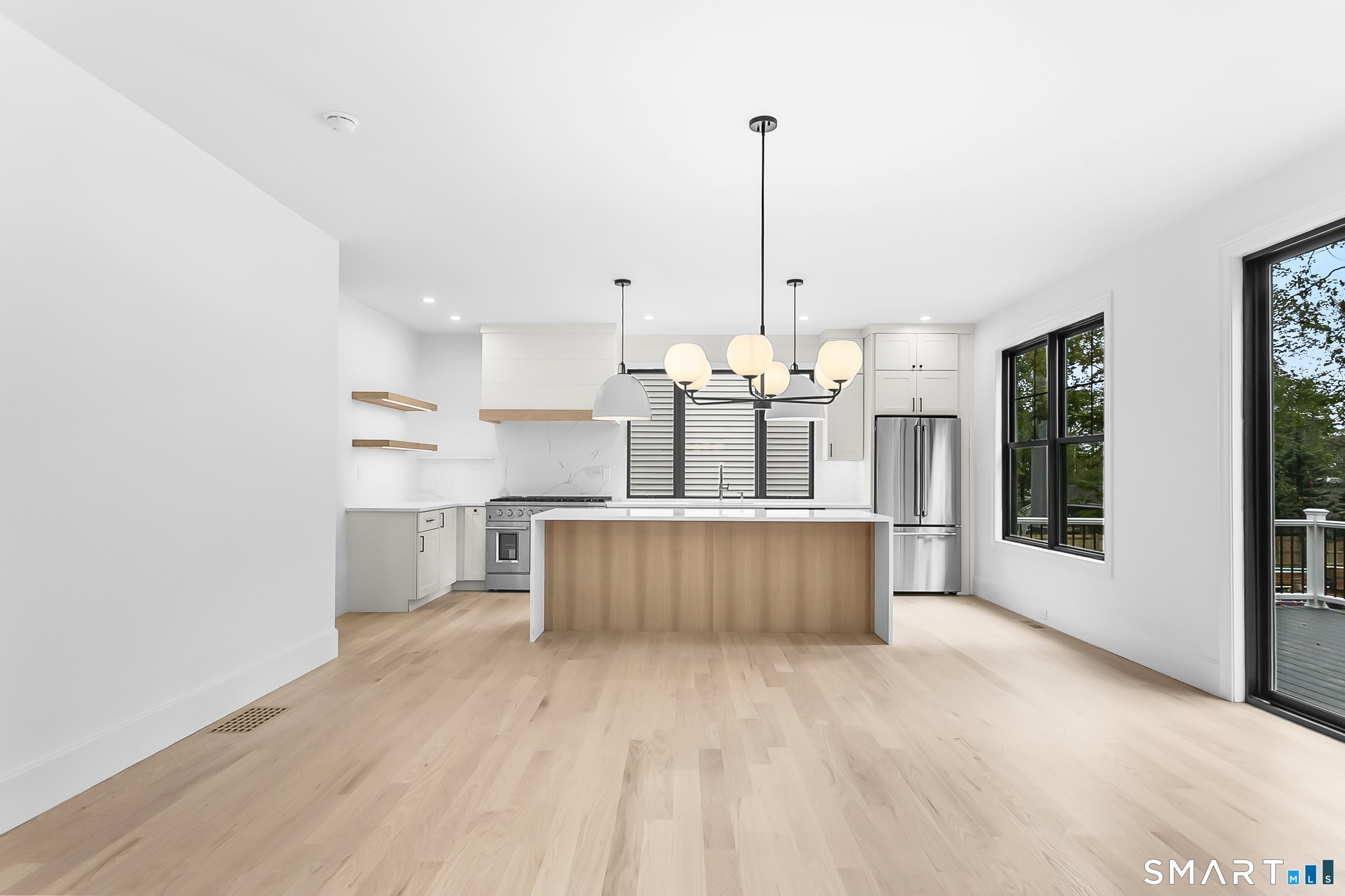 95 Oronoque Hills Road