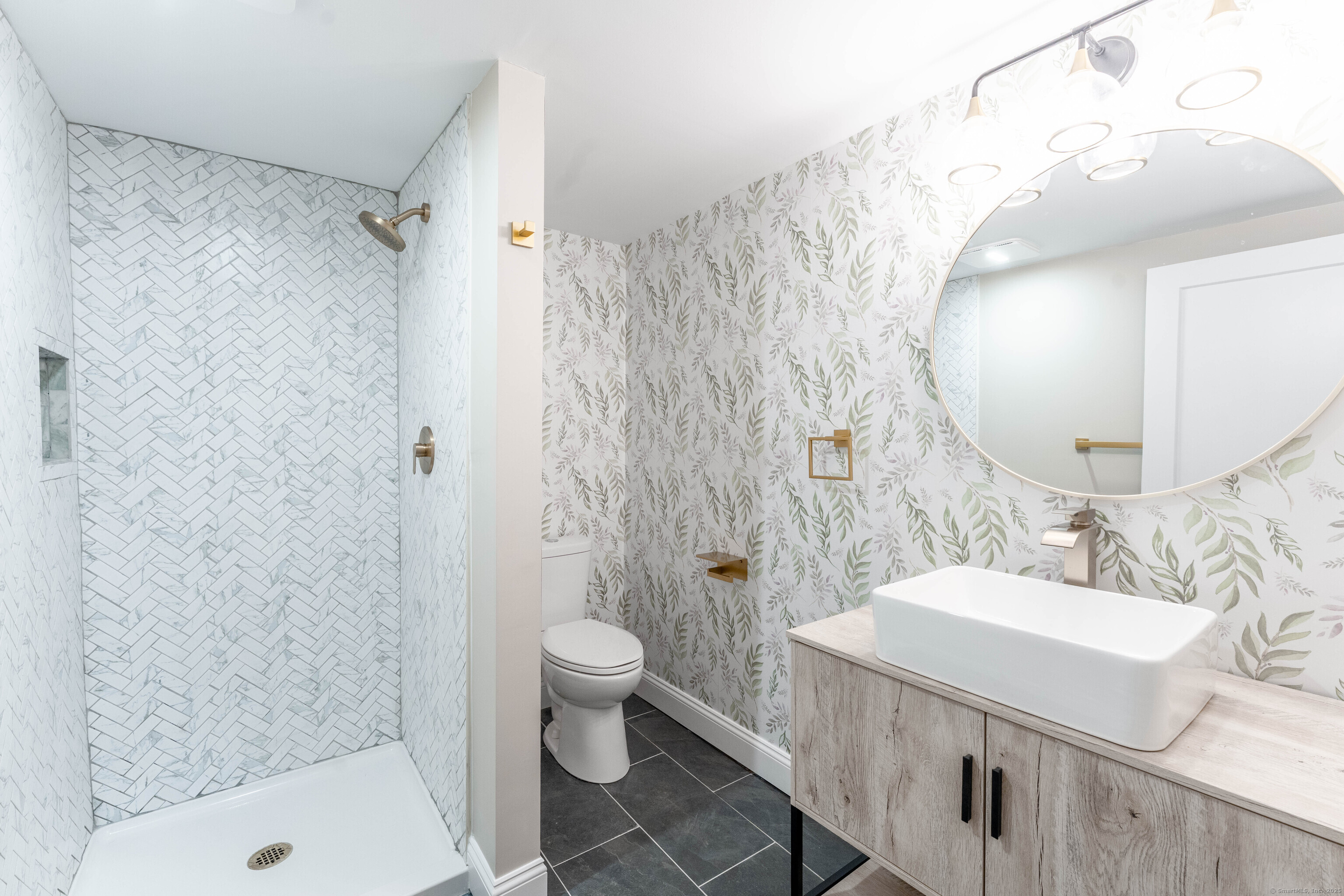 394 Riverside Drive, Thompson, Connecticut image 22