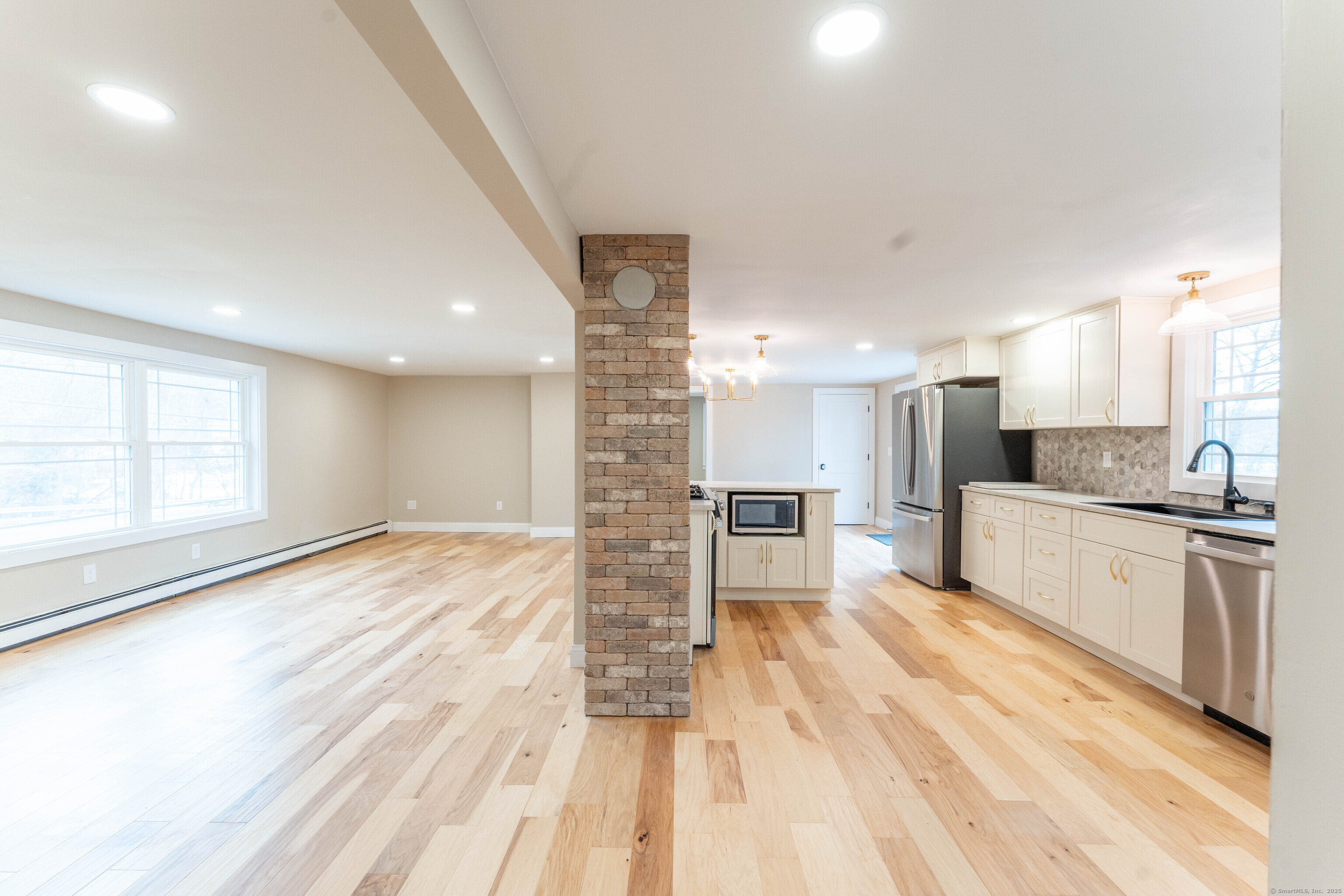 394 Riverside Drive, Thompson, Connecticut image 6