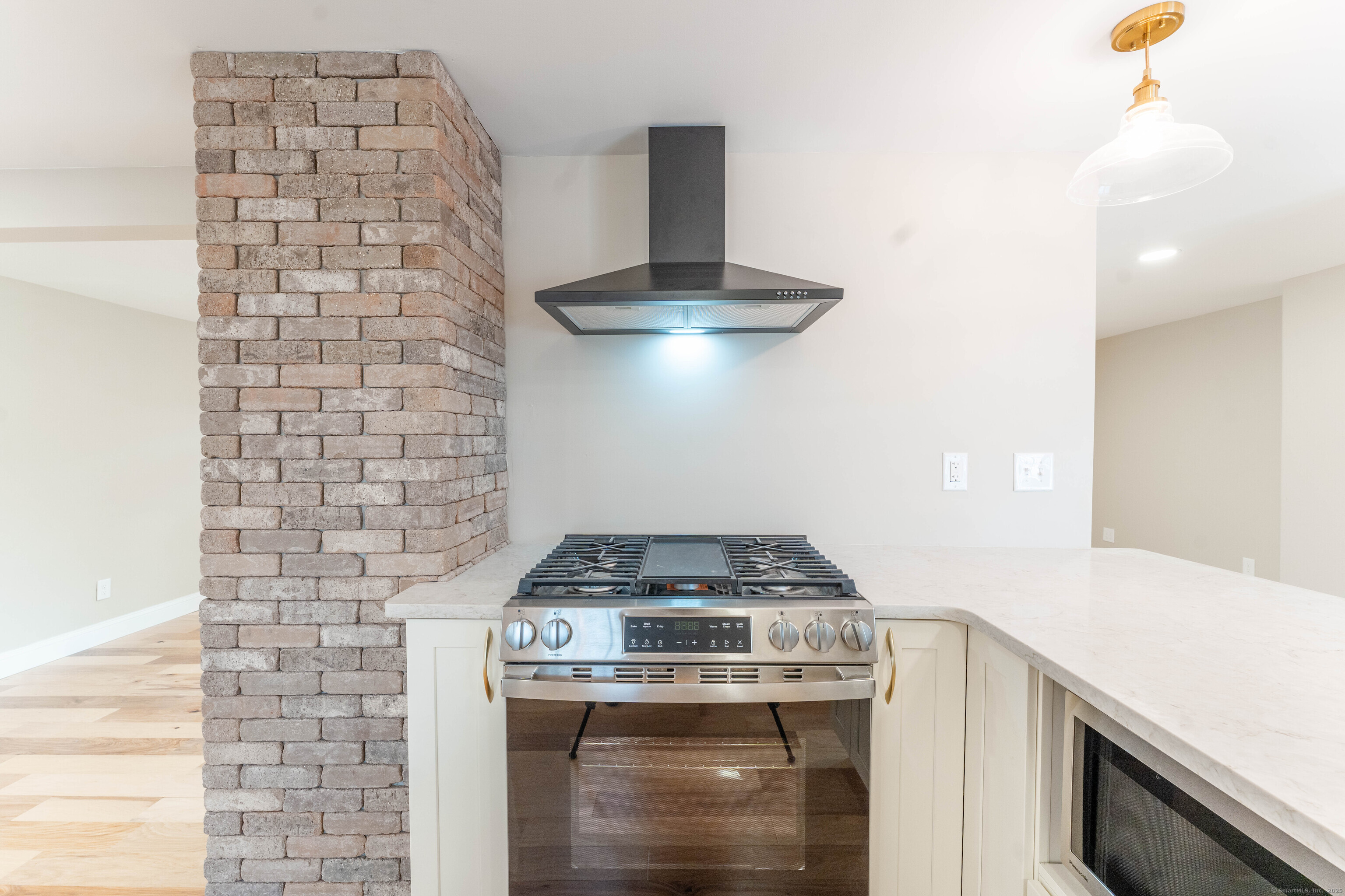 394 Riverside Drive, Thompson, Connecticut image 10