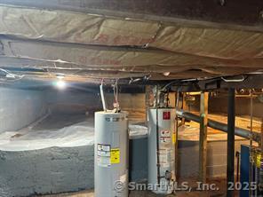 Manchester, Connecticut 06042, United States, 4 Bedrooms Bedrooms, ,2 BathroomsBathrooms,Residential,Active,195976