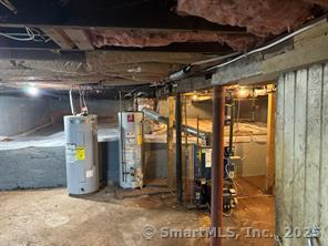 Manchester, Connecticut 06042, United States, 4 Bedrooms Bedrooms, ,2 BathroomsBathrooms,Residential,Active,195976