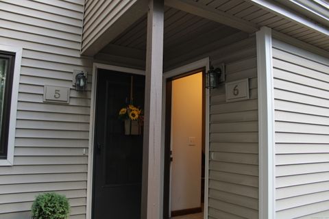 Tiny photo for 371 Emmett Street #APT 6, Bristol, CT 06010 (MLS # 24132591)