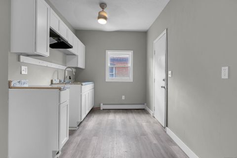 Tiny photo for 43 Seyms Street #1, Hartford, CT 06120 (MLS # 24135492)
