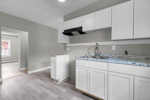 Tiny photo for 43 Seyms Street #1, Hartford, CT 06120 (MLS # 24135492)