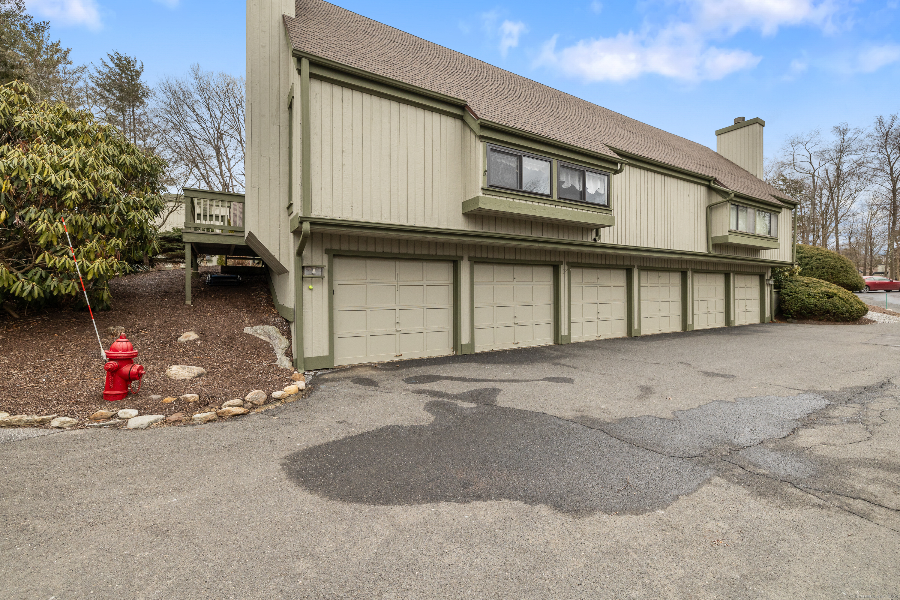 900 Heritage Village #B, Southbury, Connecticut image 15