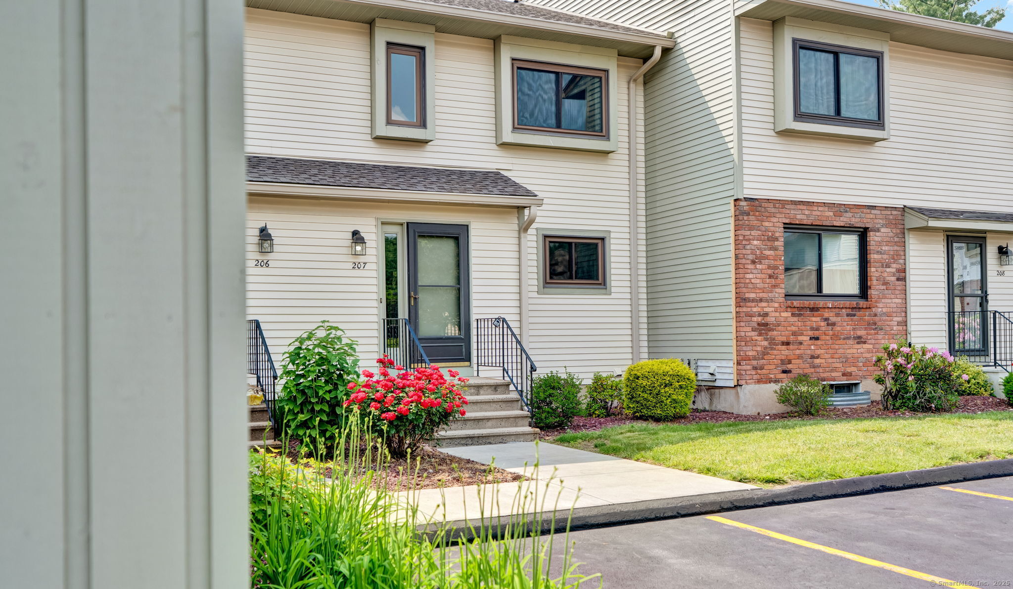 207 Summer Hill Drive 207
