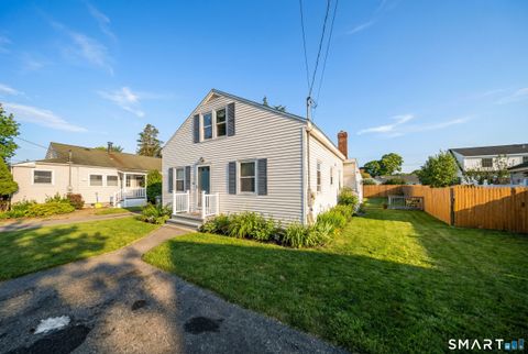Tiny photo for 41 Harbor Avenue, Madison, CT 06443 (MLS # 24154582)