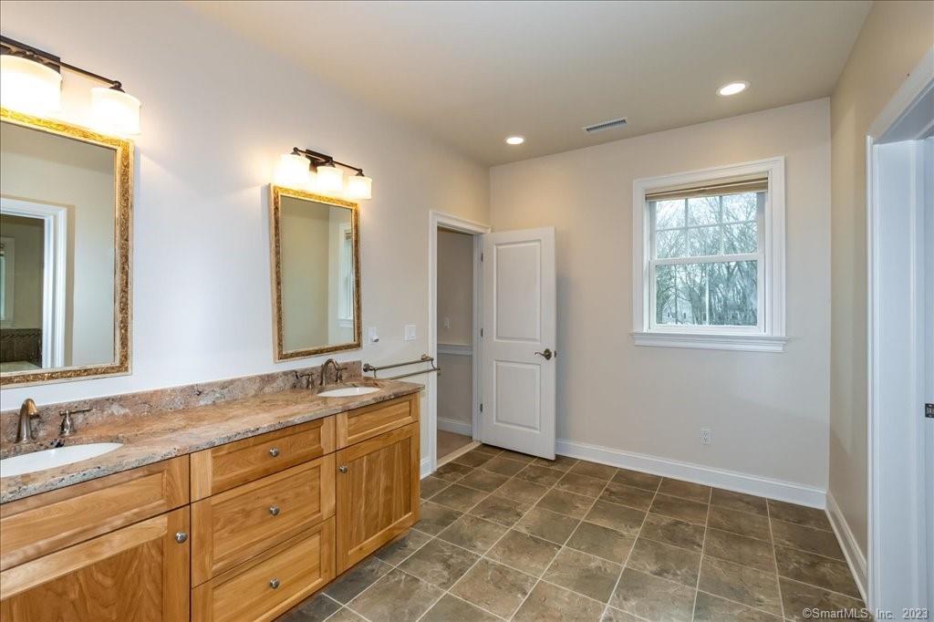 Photo 26 of 40 of 18 Heron Pond Road house