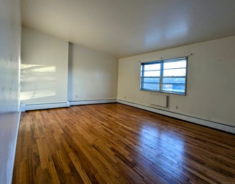 Tiny photo for 1 Fairview Drive #4, Danbury, CT 06810 (MLS # 24164278)