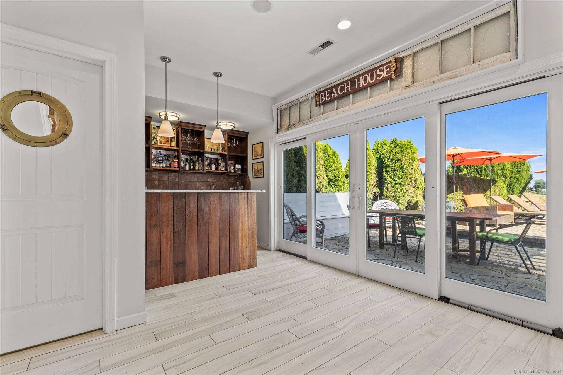 231 Pawson Road, Branford, Connecticut image 10