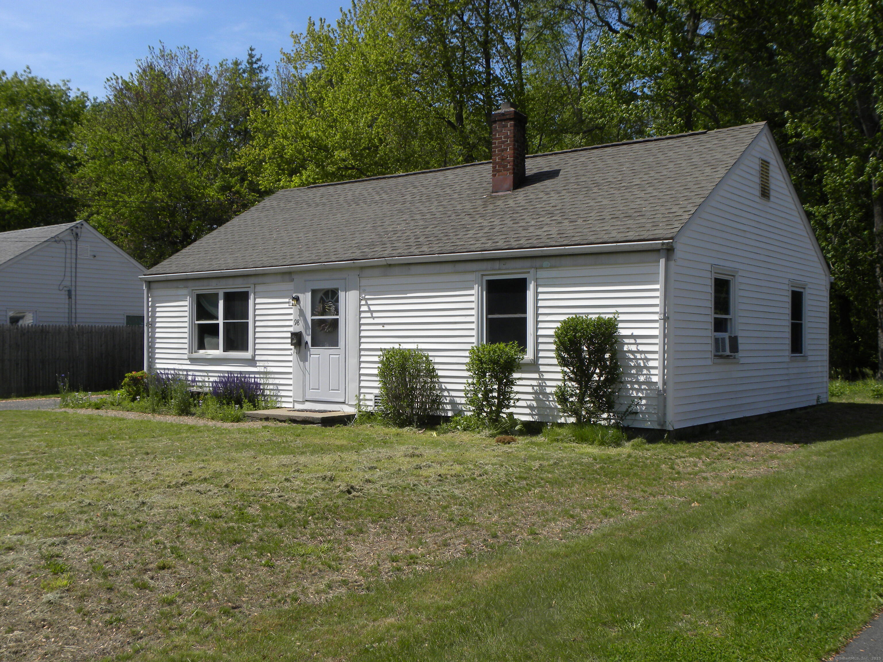 98 Crescent Drive