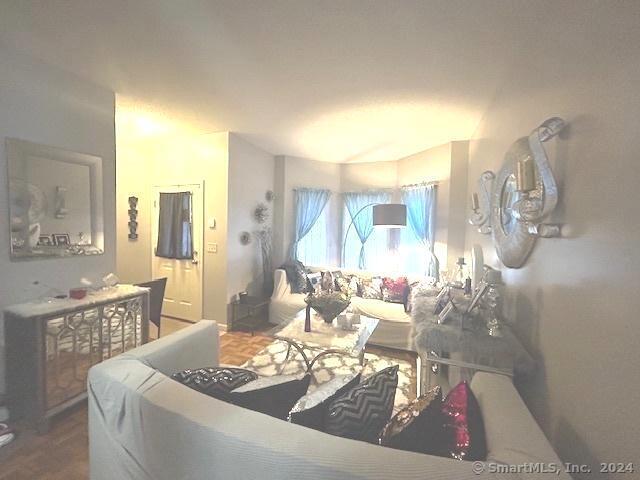27 Putnam Heights, Hartford, Connecticut image 7