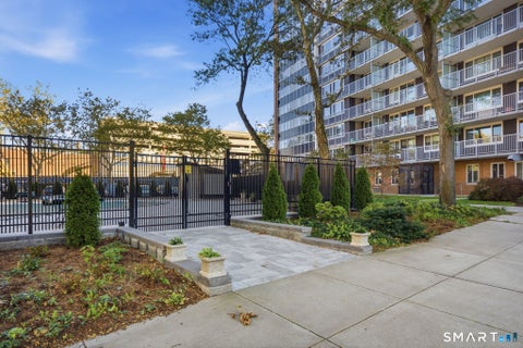 Tiny photo for 100 York Street #3G, New Haven, CT 06511 (MLS # 24215621)