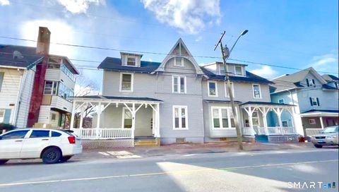 Tiny photo for 125 Hillside Avenue #B2, Waterbury, CT 06710 (MLS # 24164860)