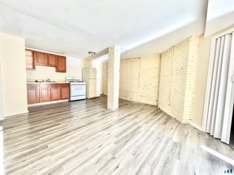 Photo of 125 Hillside Avenue #B2, Waterbury, CT 06710 (MLS # 24164860)