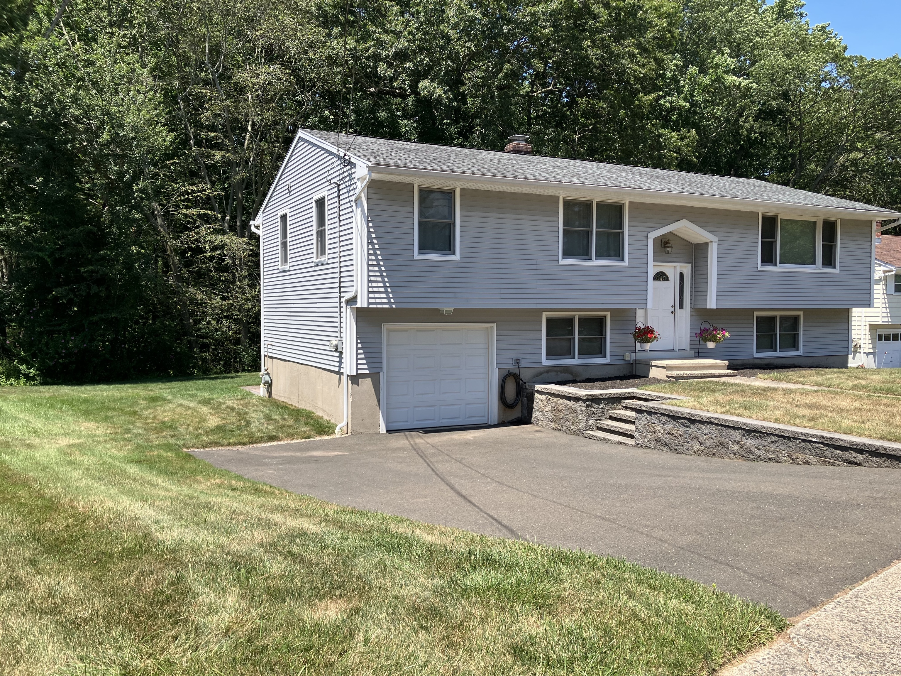 55 Dadio Road