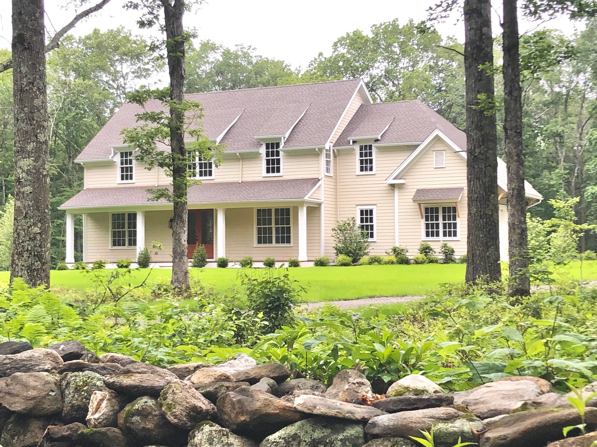15 Stonewall Lane