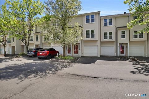 Photo of 380 Hitchcock Road #168, Waterbury, CT 06705 (MLS # 24172425)