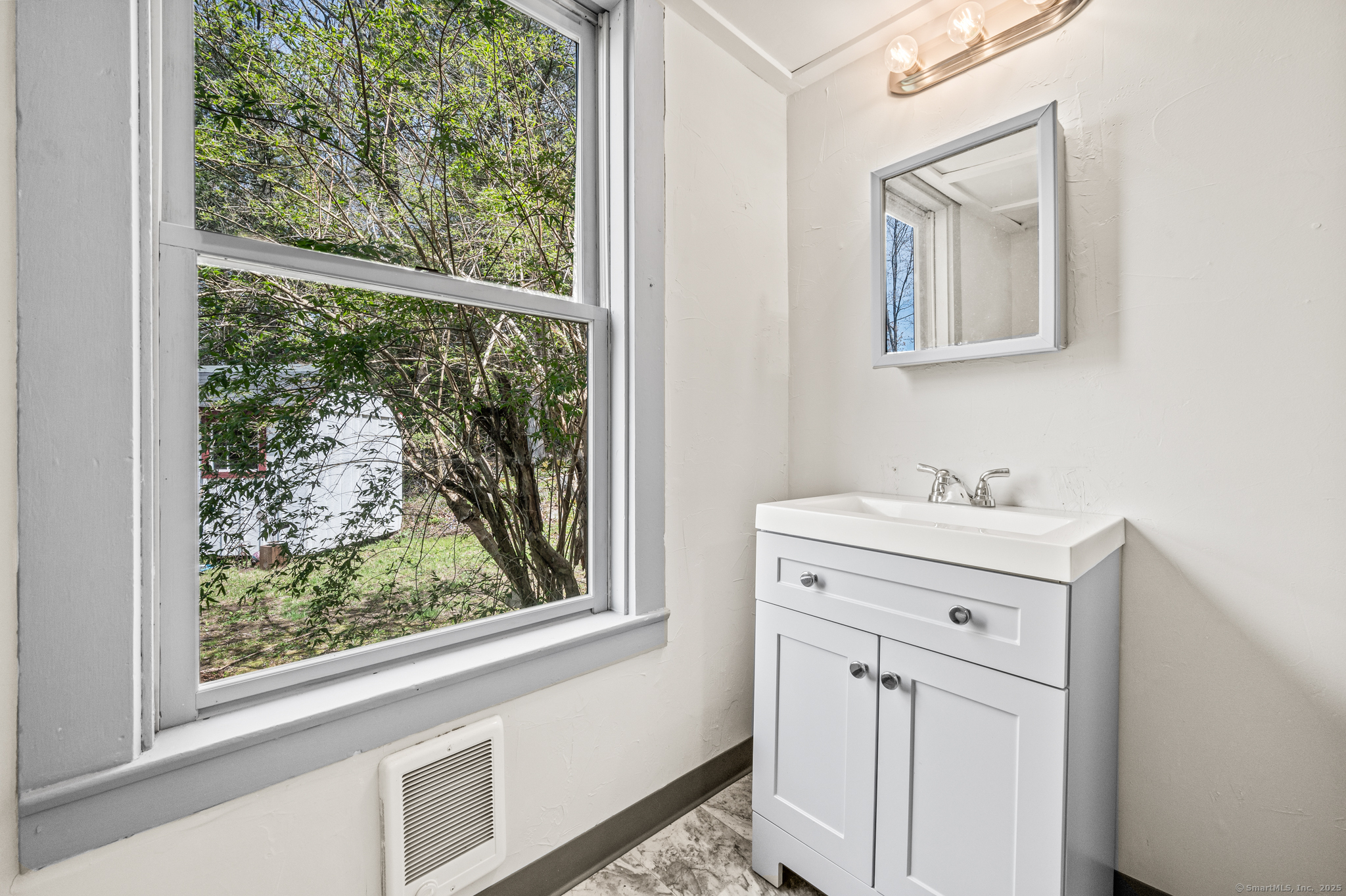 16 Crystal Lake Road, Stafford, Connecticut image 34