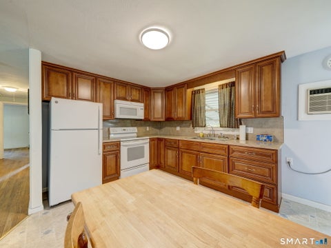 Tiny photo for 11 Forest Lane, Bloomfield, CT 06002 (MLS # 24198519)